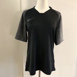 Nike Dri-fit Gray and Black Soccer Shirt (Men's M)